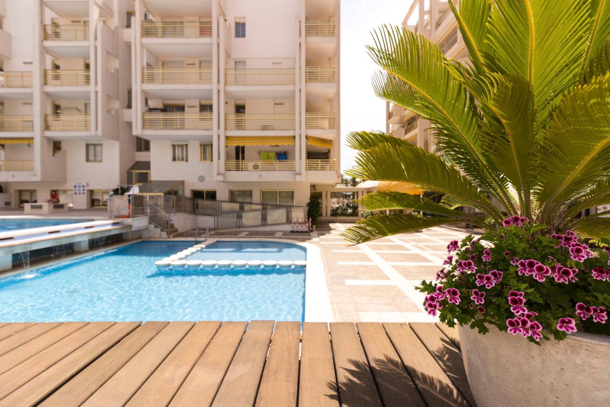 Novelty III Arysal 4 Apartment Salou Luaran gambar